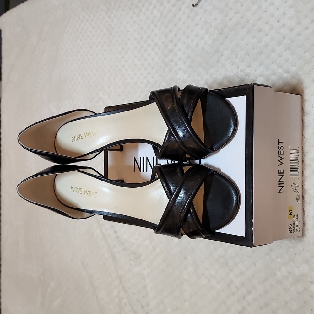 Nine West Black Leather Fortunata Crisscross-Strap Pumps, 9.5